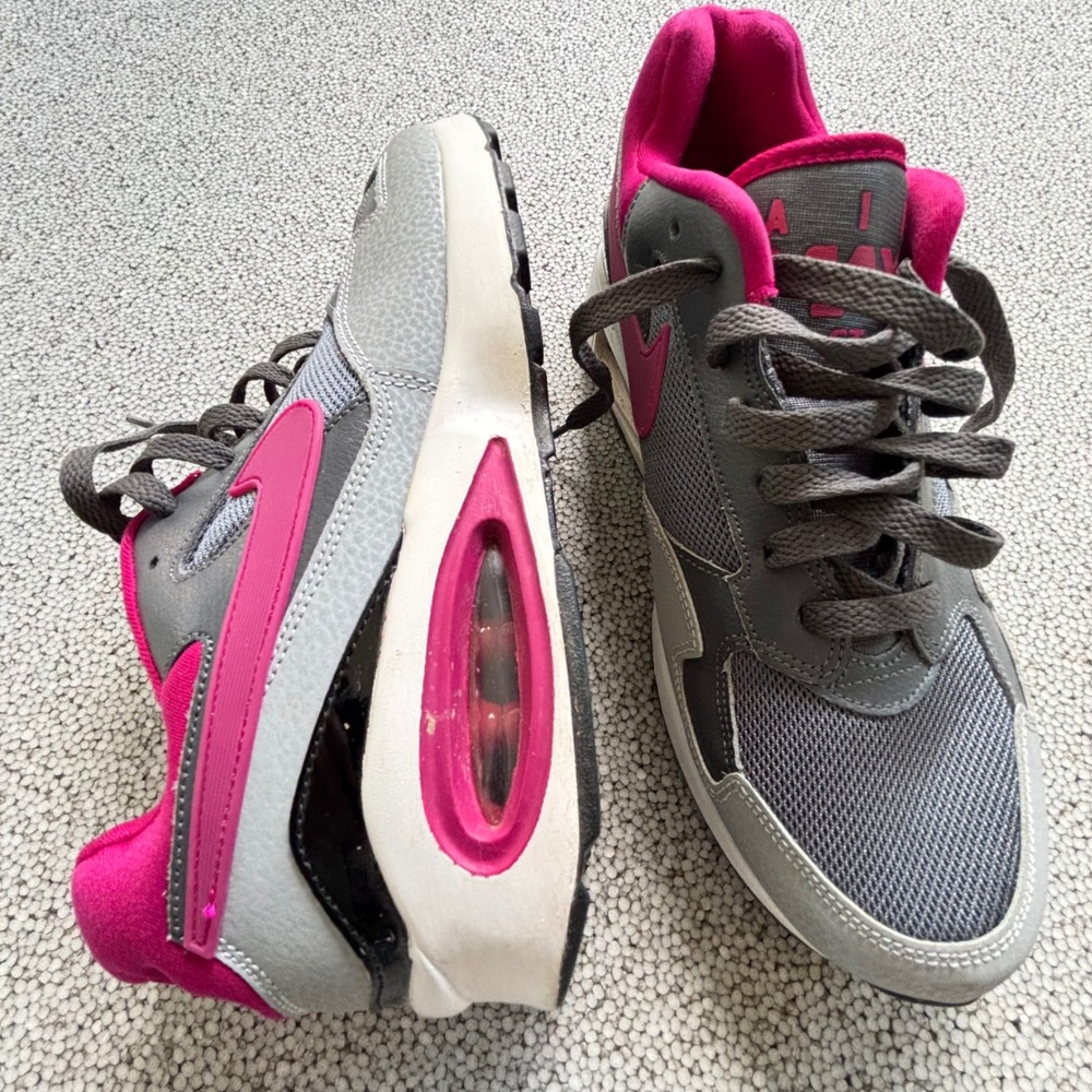 Nike Air Max ST Running Sneakers Womens 8.5 Grey Pink 705003-004 Athleisure